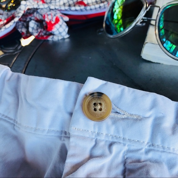 WHO.A.U White Cotton Shorts, Size 27 - Picture 3 of 8